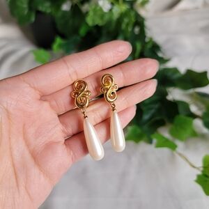 Pearl Drop Gold Swirl Earrings